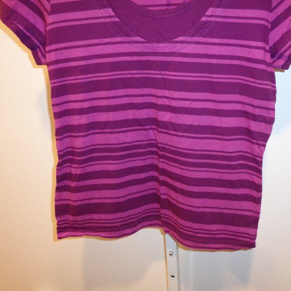 N.Y.L. New York Laundry Layered Look Striped Top Shirt Size Medium Short Sleeve - Picture 4 of 10